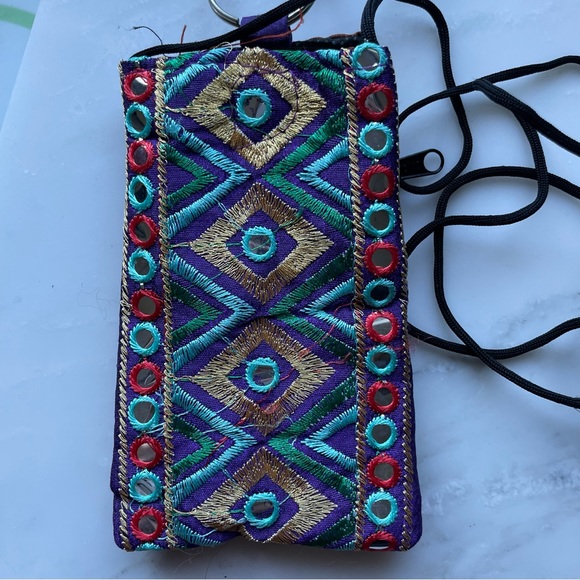 NWOT handmade crossbody purse - Picture 2 of 3